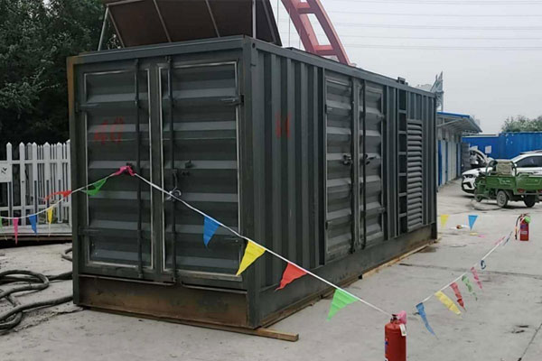 哈密发电机租赁空气滤清器多久更换一次?